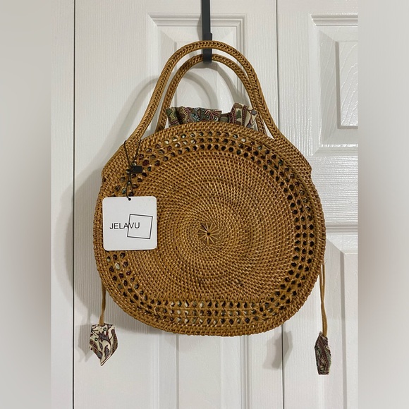 NWT Handmade Indonesian rattan bag - Picture 1 of 5